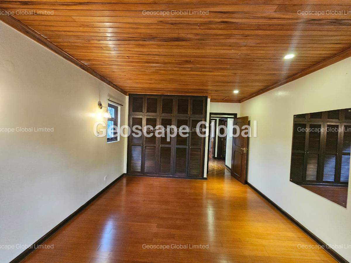 5 Bed House with En Suite in Muthaiga - 2