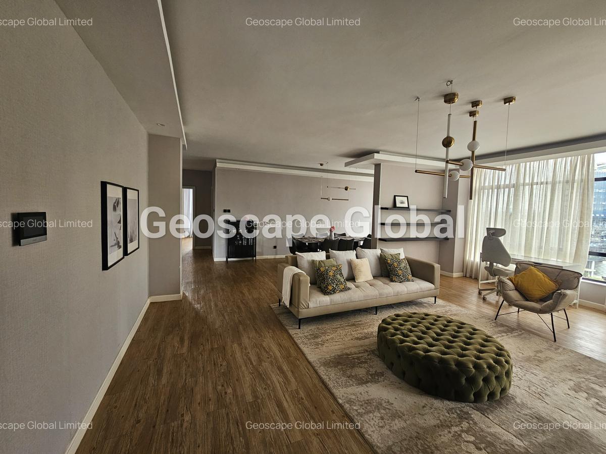 3 Bed Apartment with En Suite in Brookside - 11
