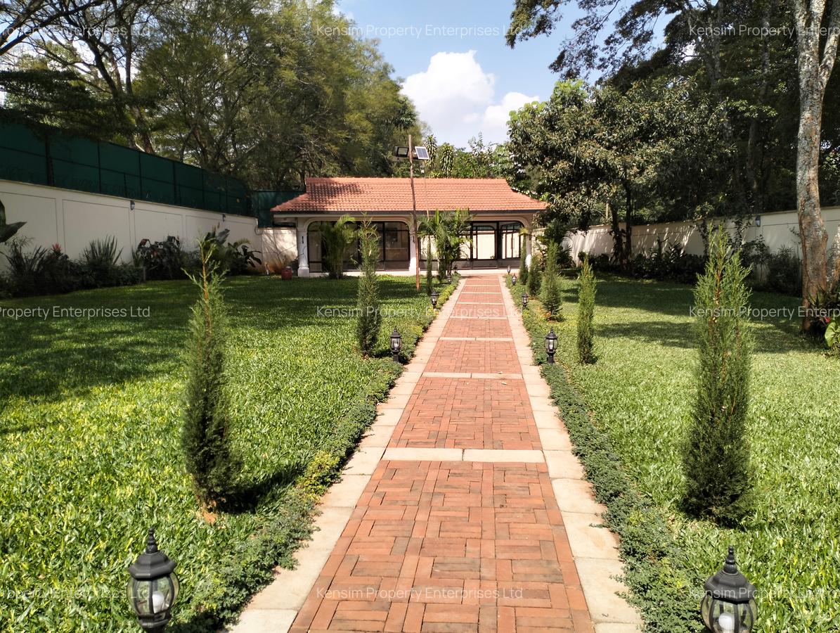 7 Bed Townhouse with En Suite in Runda - 17
