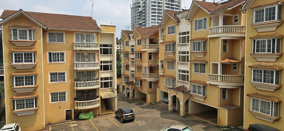 4 Bed Apartment with En Suite at Rhapta Road - 5