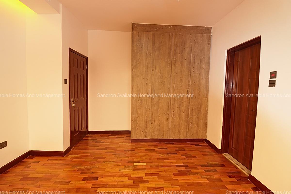 4 Bed Townhouse with En Suite in Ngong - 12