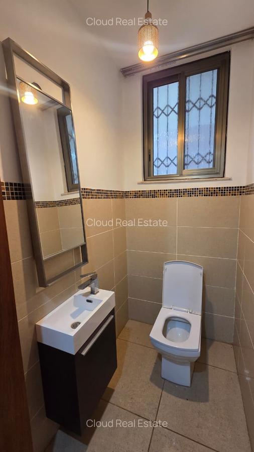 3 Bed Apartment with Swimming Pool in Parklands - 4