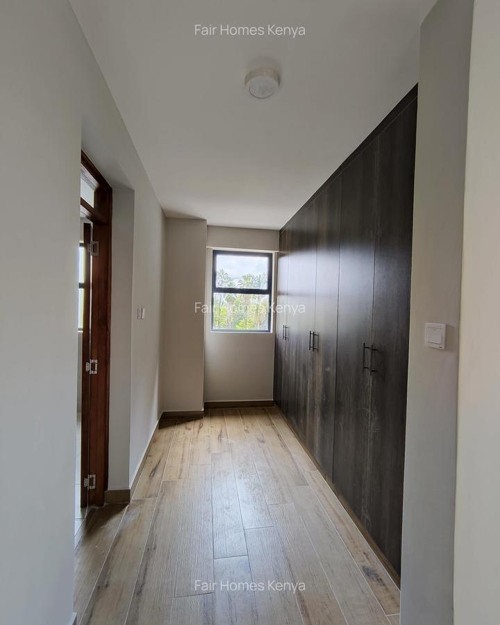3 Bed Apartment with En Suite at Mandera Road - 9