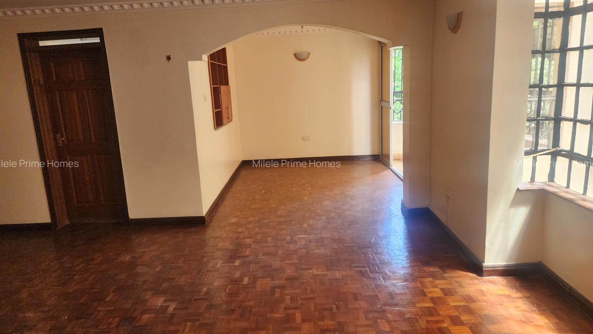 Serviced 3 Bed Apartment with En Suite at School Lane - 1