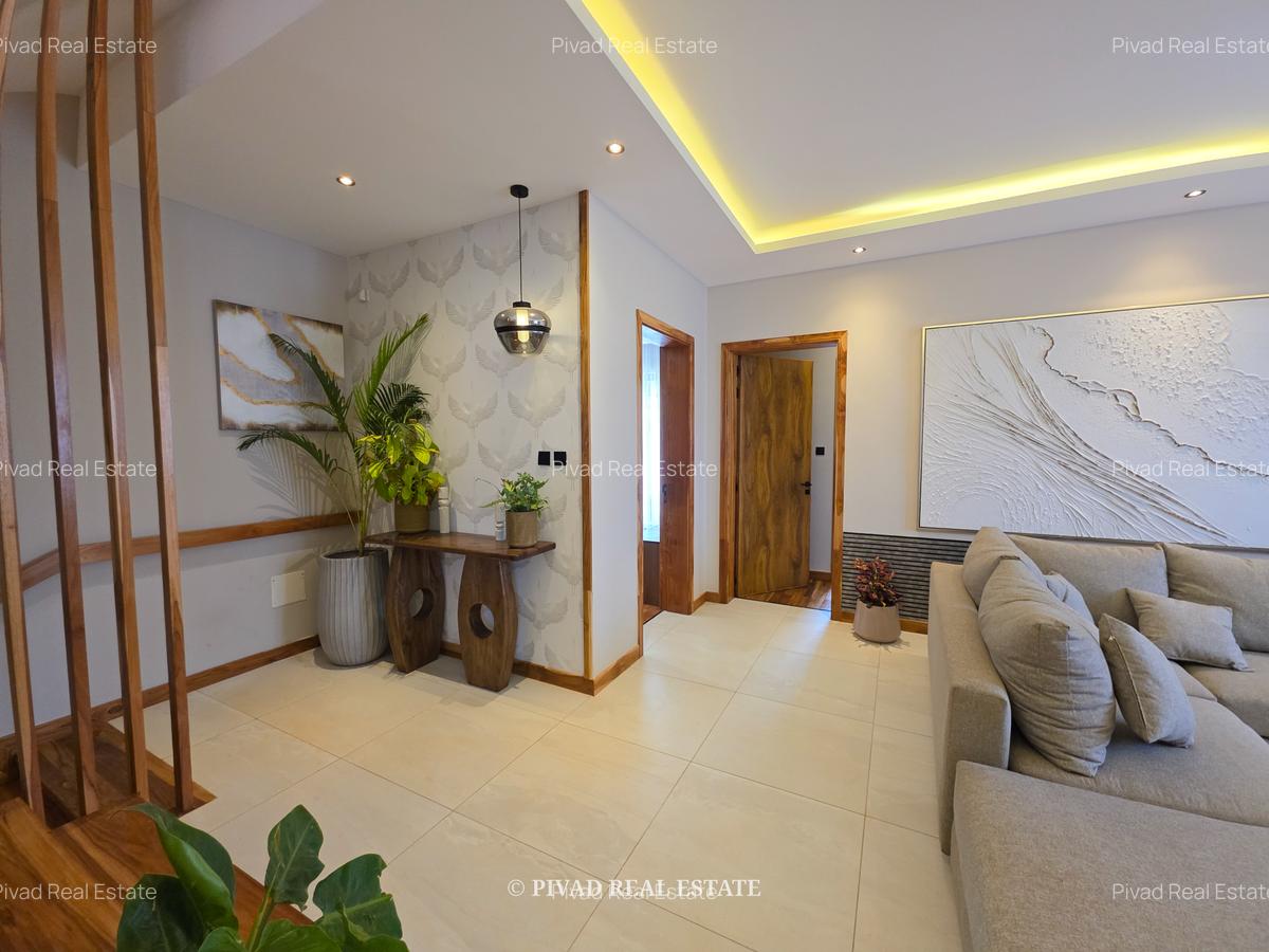 4 Bed Townhouse with Swimming Pool in Loresho - 4