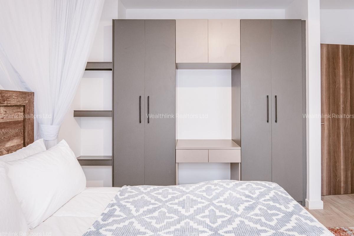 4 Bed Townhouse with En Suite at Two Rivers - 7