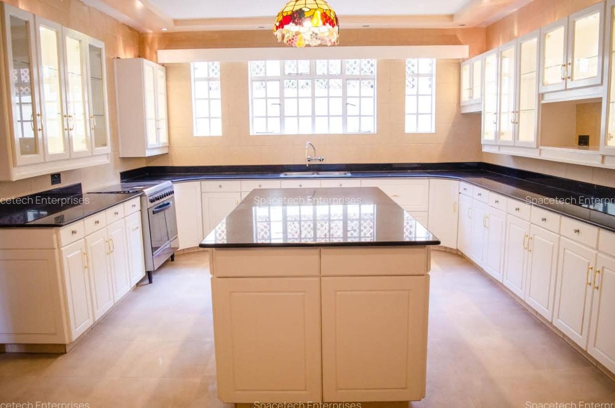 5 Bed House with En Suite in Thigiri - 2