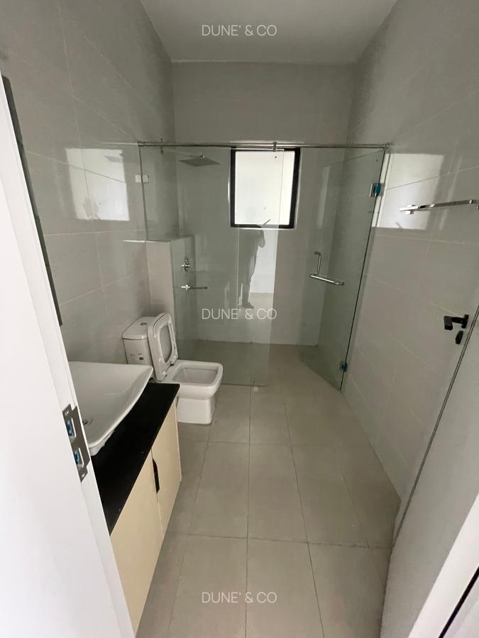 4 Bed Apartment with En Suite in Westlands Area - 16