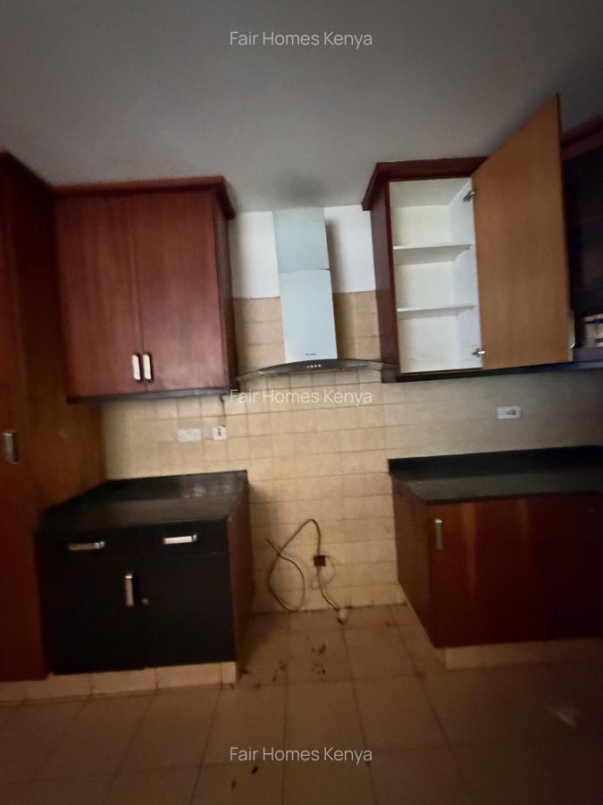 4 Bed Townhouse with En Suite at Lavington Green - 3