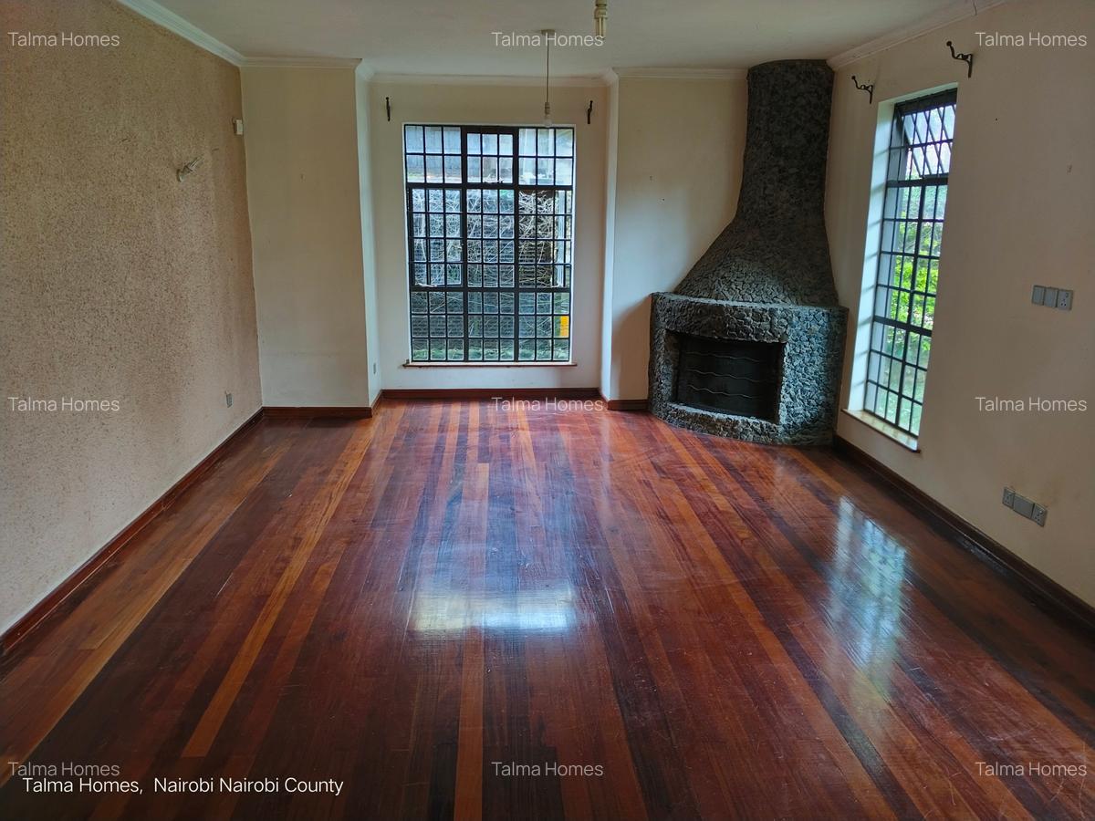 4 Bed Townhouse with En Suite at Off Peponi Roda - 5