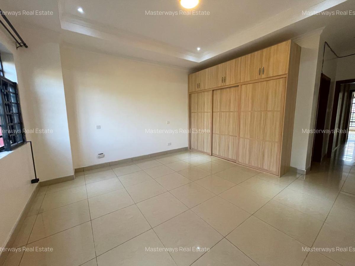 4 Bed Townhouse with En Suite in Kiambu Road - 14