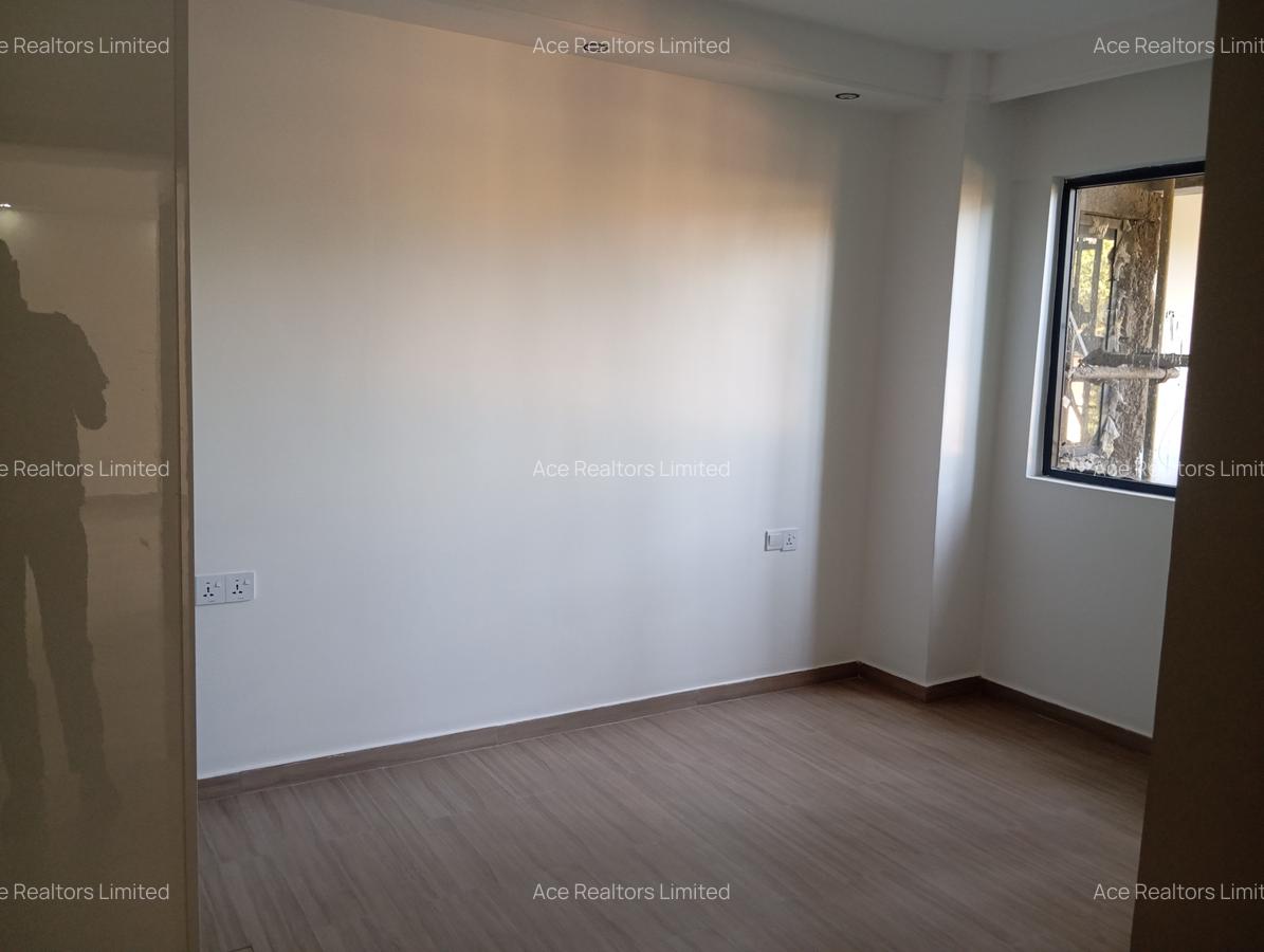 2 Bed Apartment with En Suite at Westlands - 4