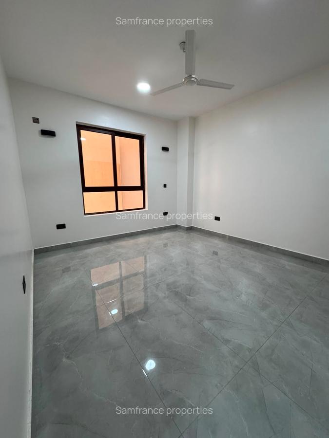 Serviced 3 Bed Apartment with En Suite at Mount Kenya Road - 7