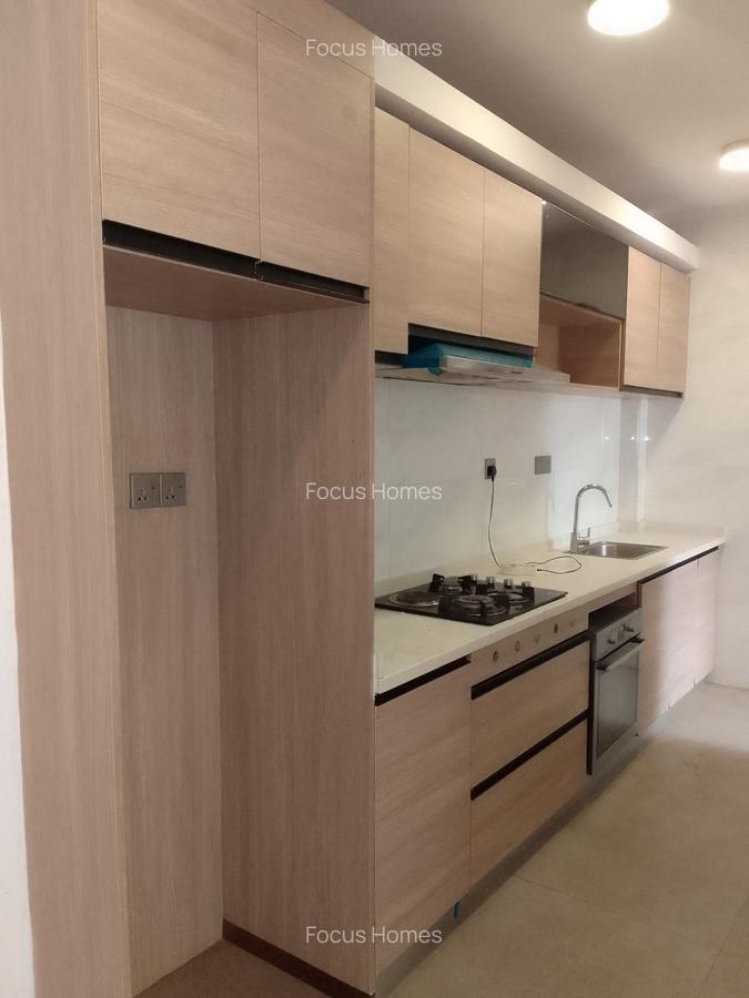 2 Bed Apartment with En Suite in Riverside - 16