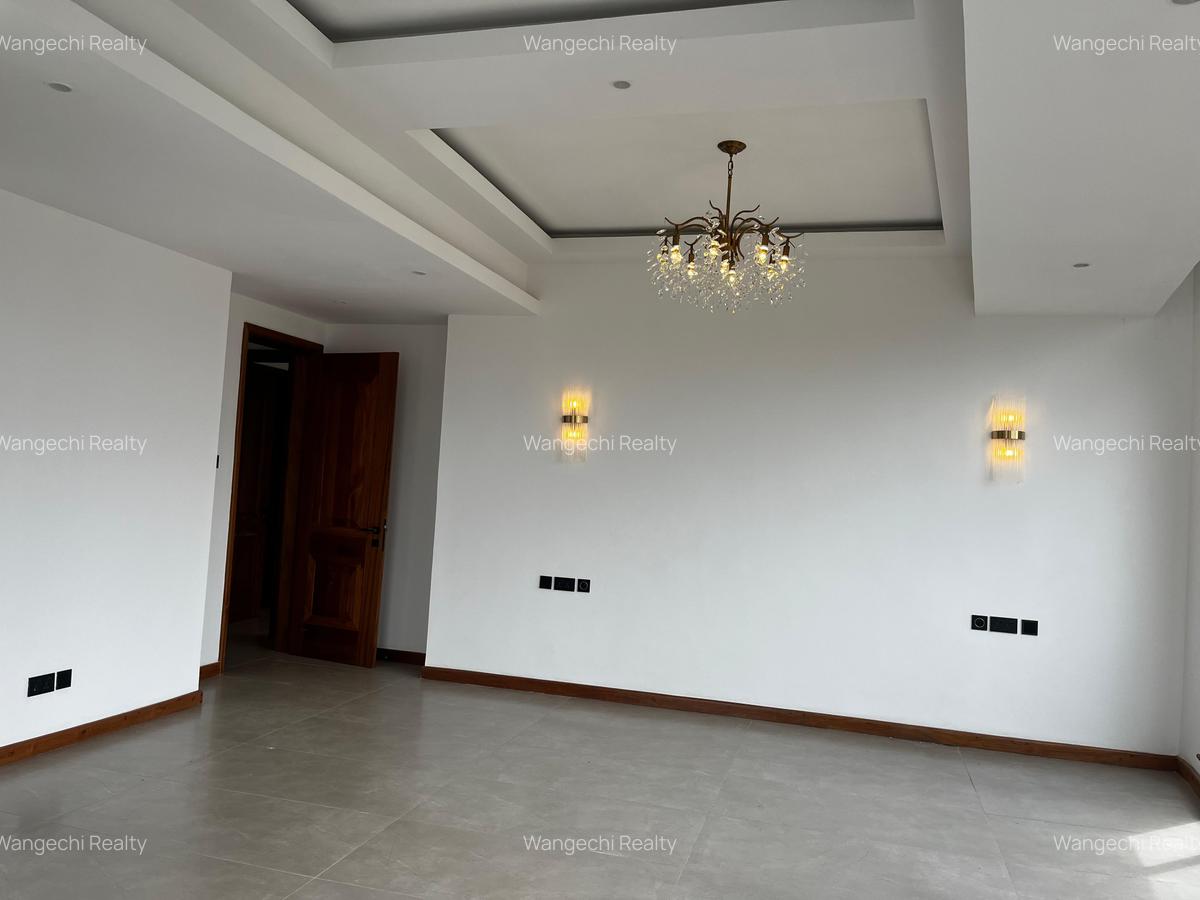 Furnished 3 Bed Apartment with En Suite at Riverside Drive - 10