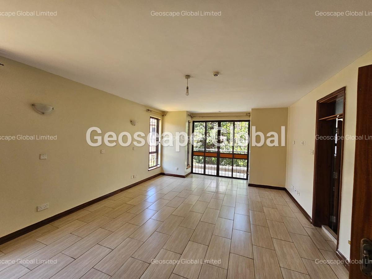 4 Bed House with En Suite in Runda - 14