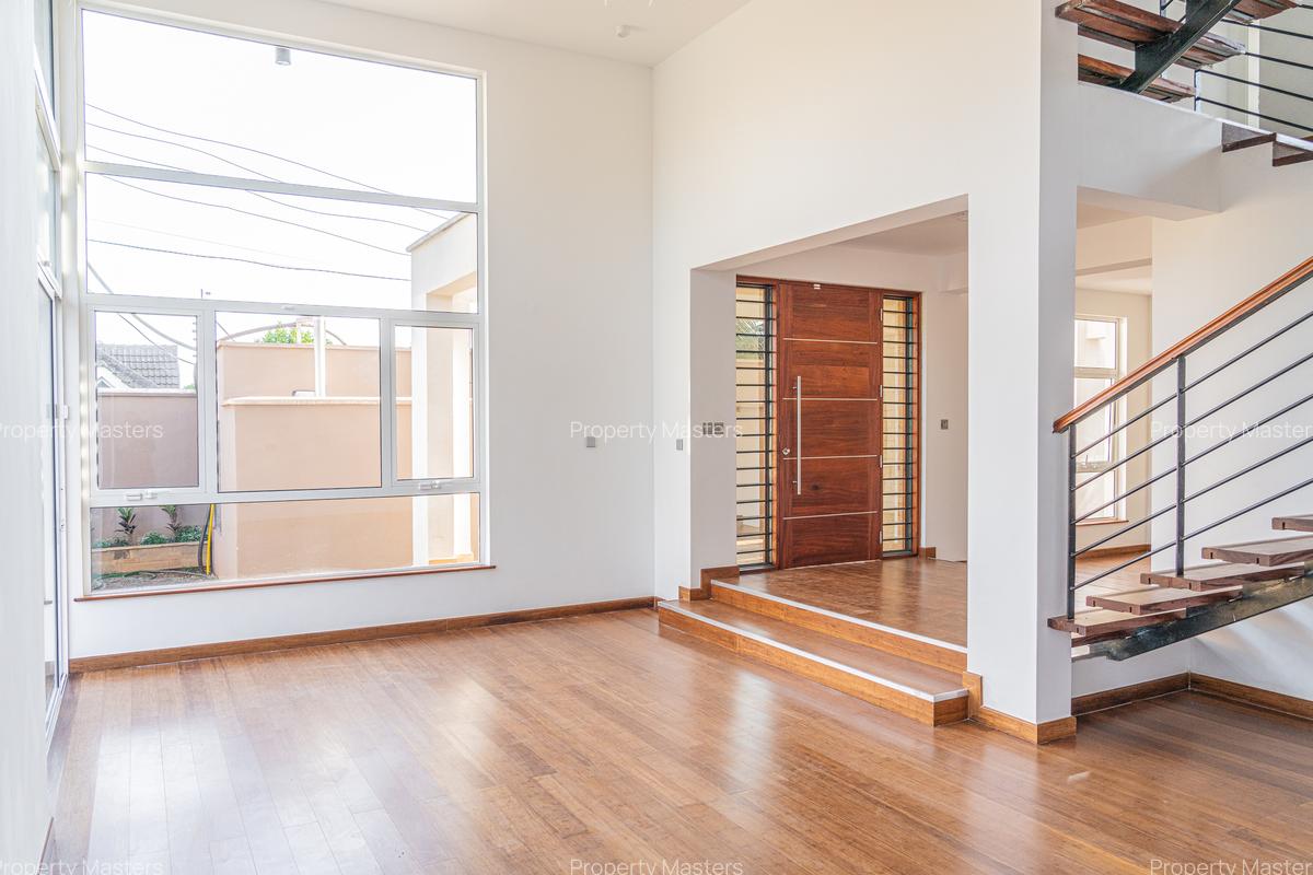 4 Bed Townhouse with En Suite at Kabasiran Avenue - 14