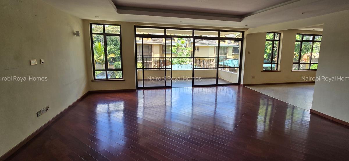 5 Bed Townhouse with En Suite at Convent Drive - 12
