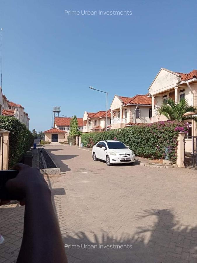 4 Bed Townhouse with En Suite in Mtwapa - 11