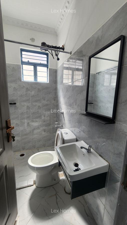 4 Bed House with En Suite at Rimpa Road - 18