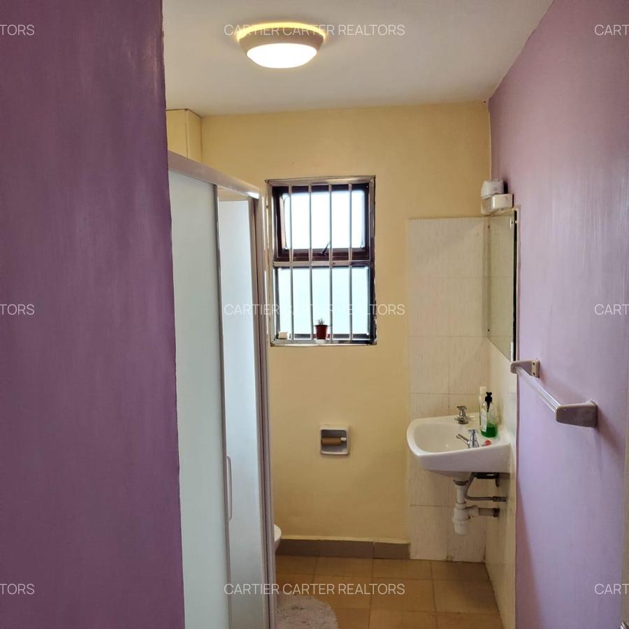 3 Bed Apartment with En Suite at Nyayo Estate - 12