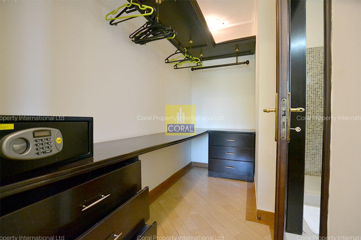 4 Bed Townhouse with En Suite in Westlands Area - 17