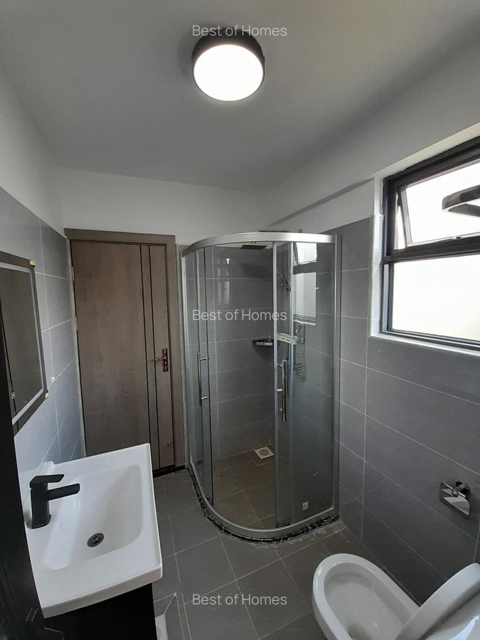 2 Bed Apartment with En Suite in Lavington - 7