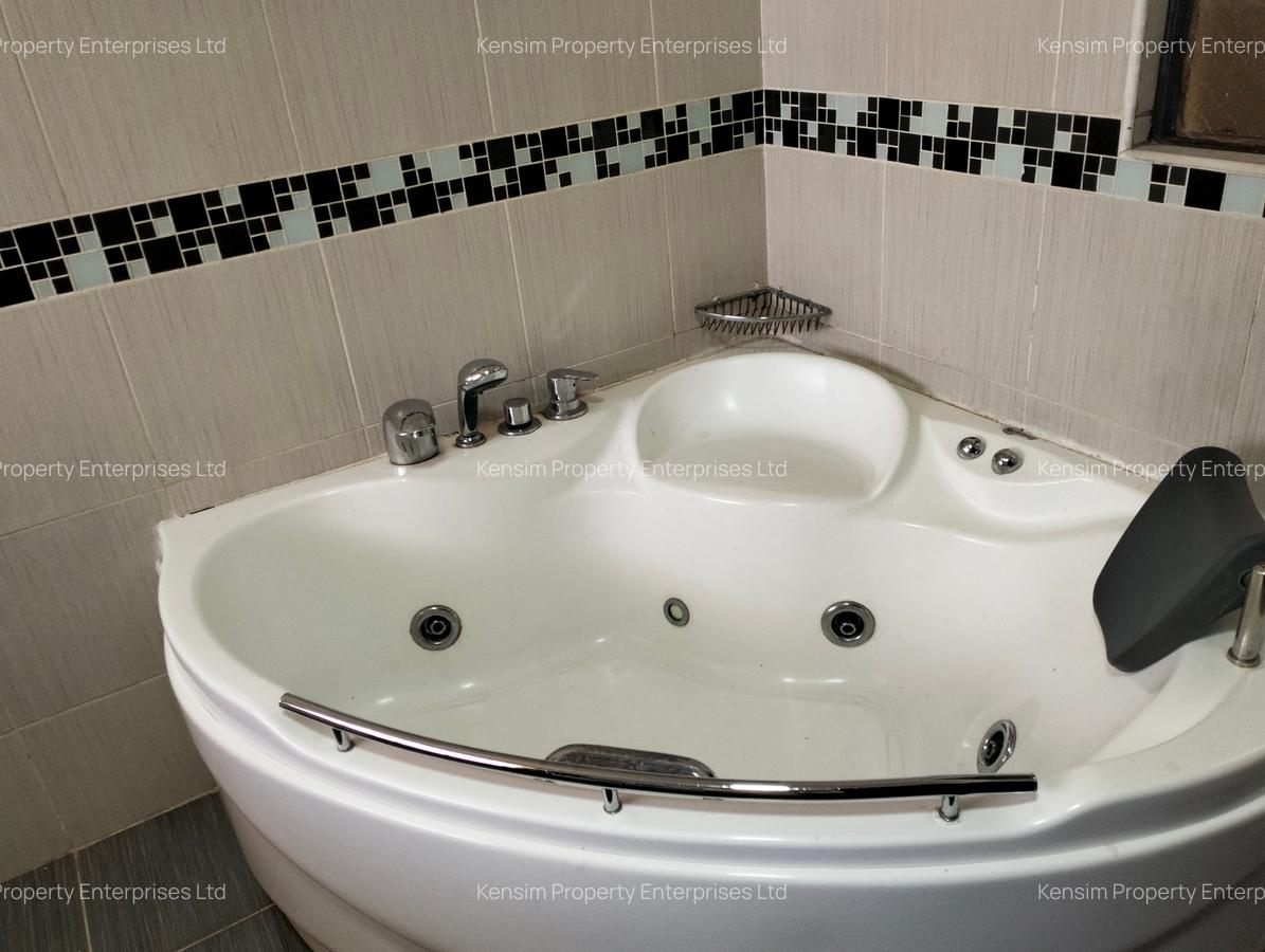 5 Bed Townhouse with En Suite in Lavington - 14