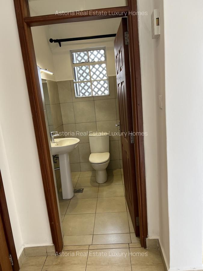 3 Bed Apartment with En Suite at 2026-438 - 7
