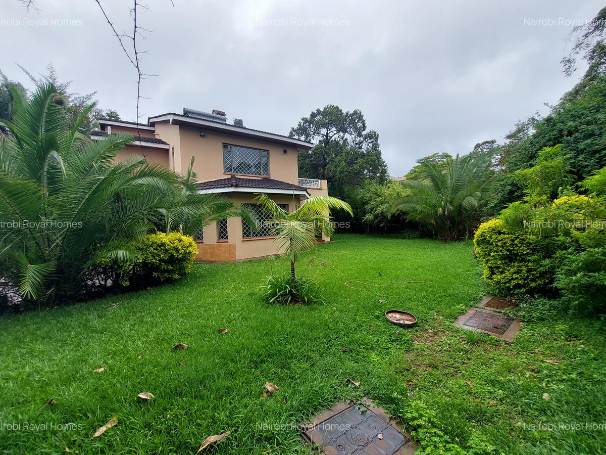 4 Bed Townhouse with En Suite at Lavington Road - 4