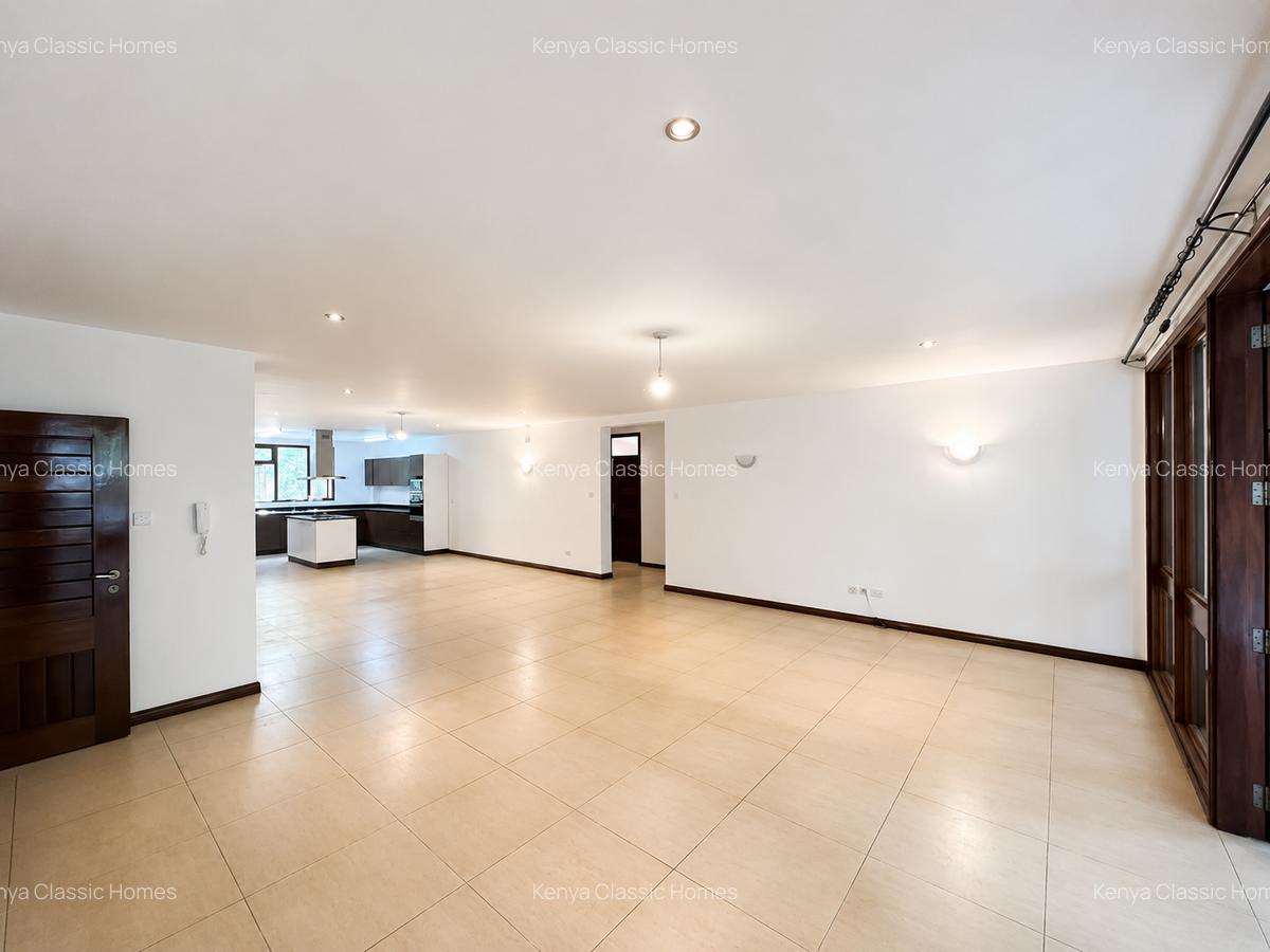 3 Bed Apartment with En Suite at Riverside Drive Nairobi - 10