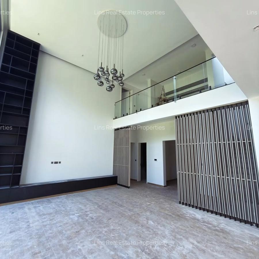 5 Bed Townhouse with En Suite in Runda - 6