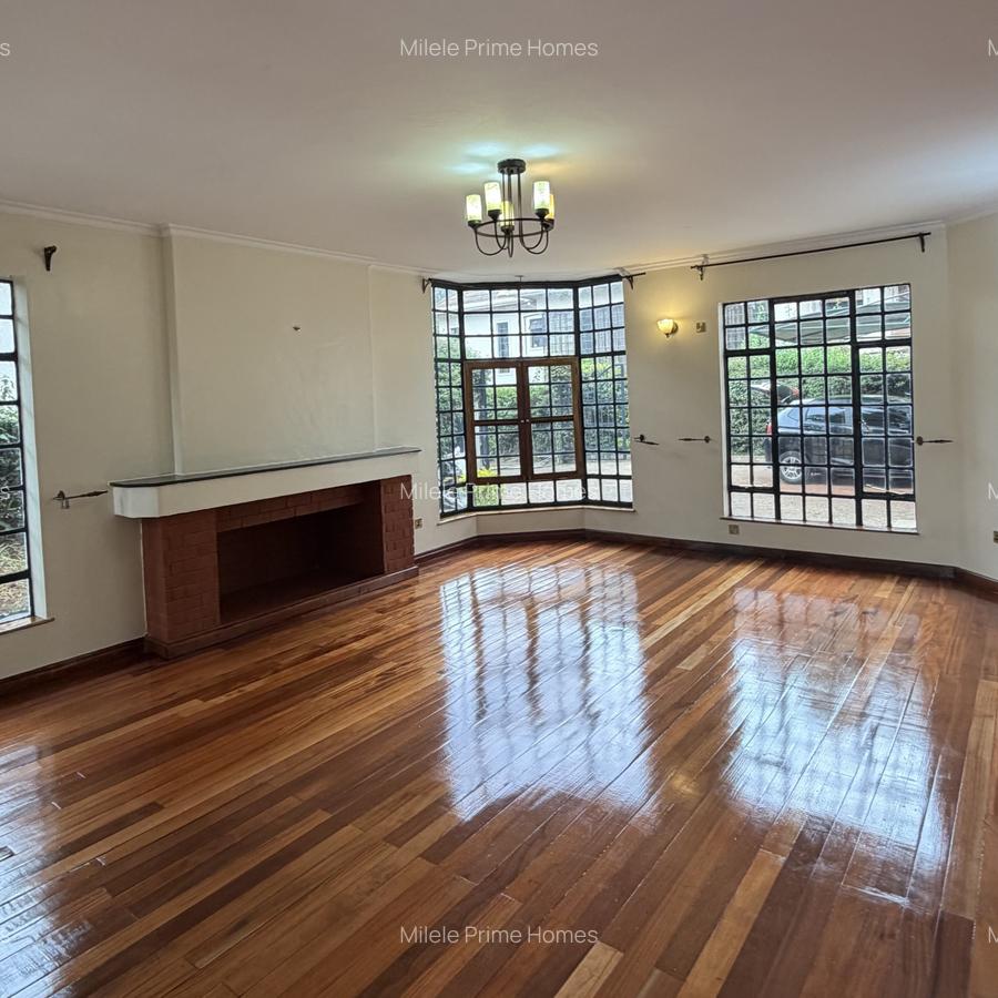 4 Bed Villa with En Suite at Runda Road - 2