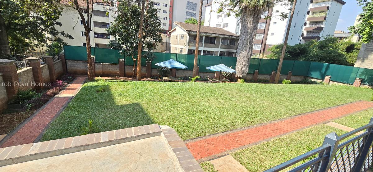 3 Bed Apartment with En Suite at Riverside Drive - 5