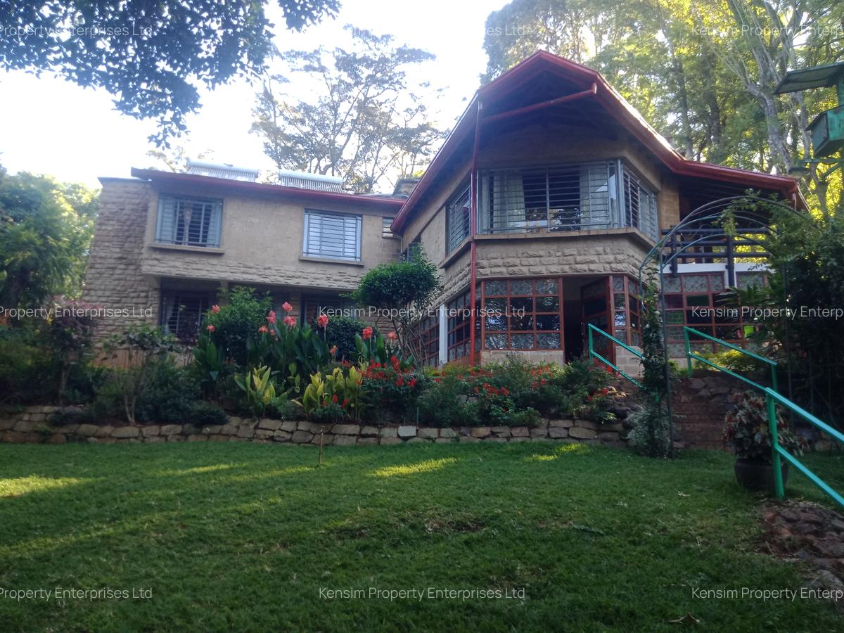 5 Bed Townhouse with En Suite in Kitisuru - 1