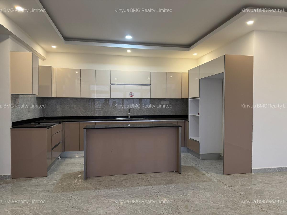 Serviced 2 Bed Apartment with En Suite at Baobab Road - 4