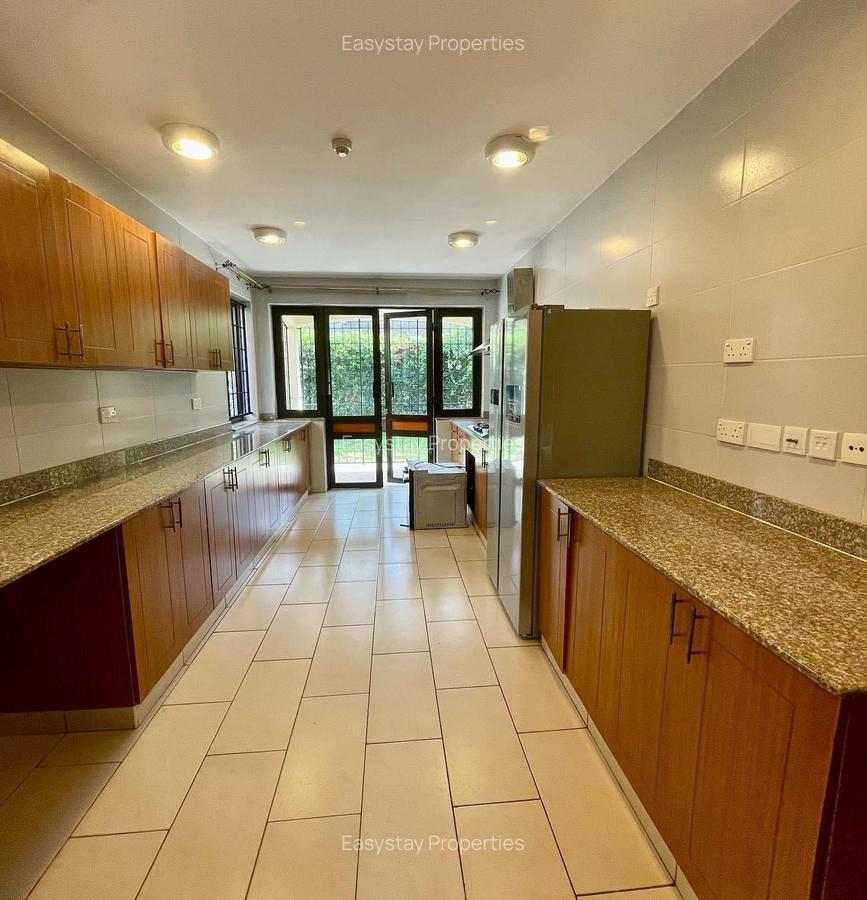 4 Bed Townhouse with En Suite in Runda - 6