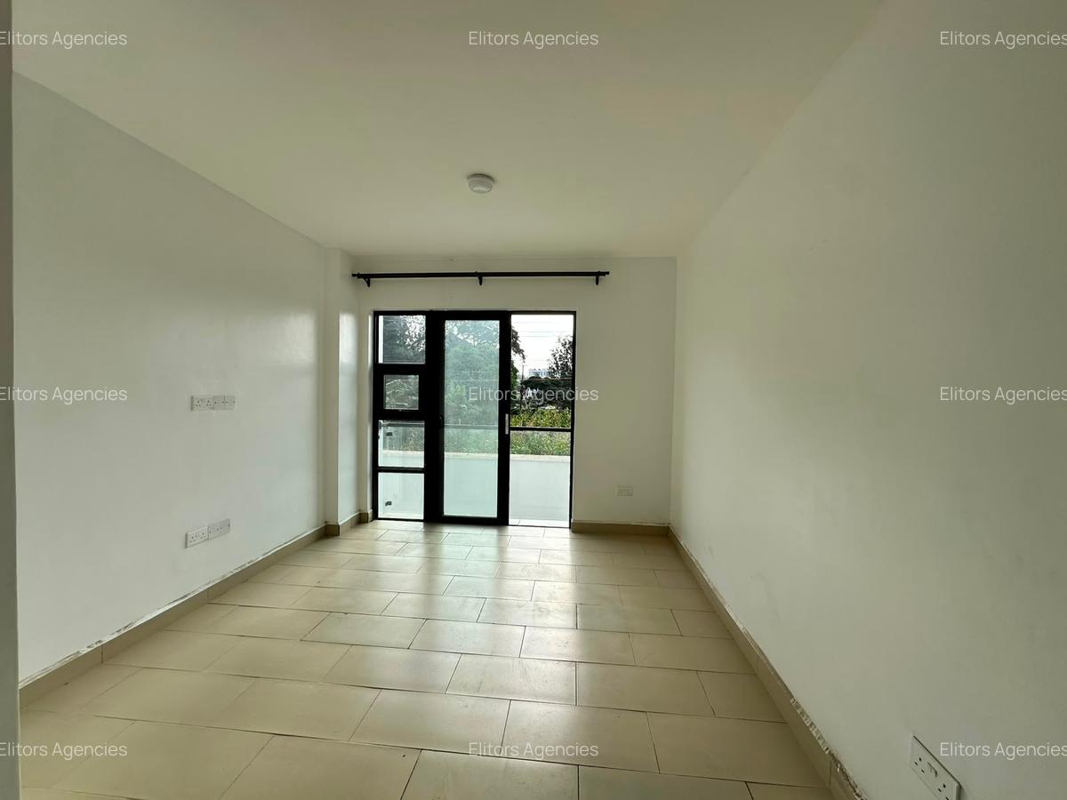 1 Bed Apartment with En Suite at Kirawa Road - 5