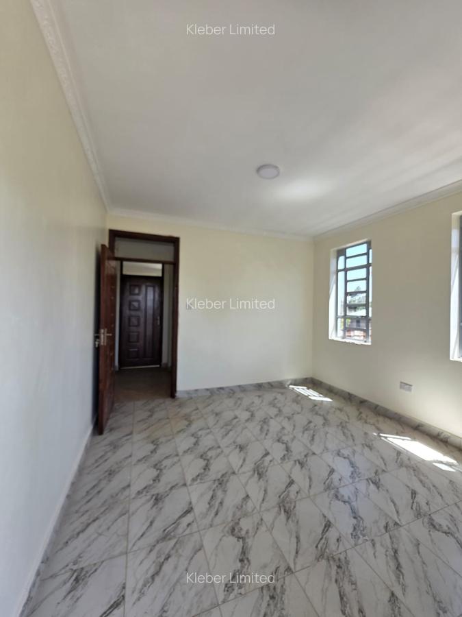 6 Bed House with En Suite in Gikambura - 11