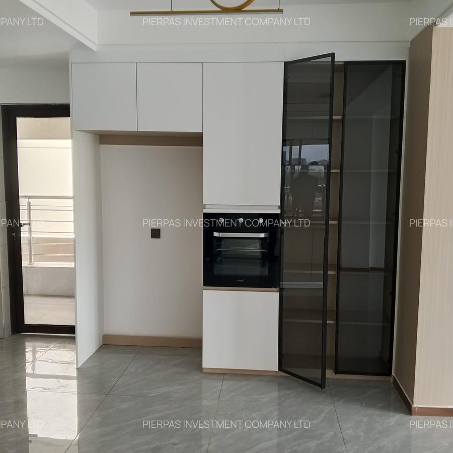 2 Bed Apartment with En Suite in Riverside - 12