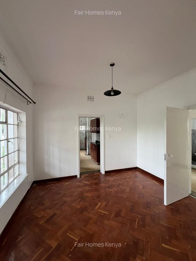 3 Bed Townhouse with En Suite at Lavington Green - 13