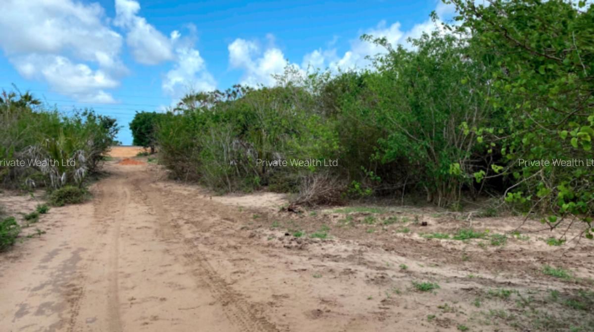 15 ac Land at Mokowe New Town - 5