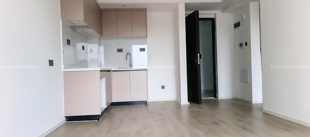 1 Bed Apartment with En Suite at Church Road - 4