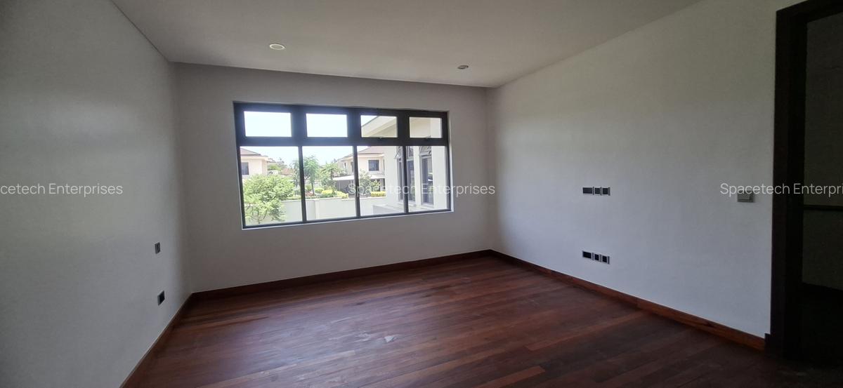 4 Bed Townhouse with En Suite in Karen - 16