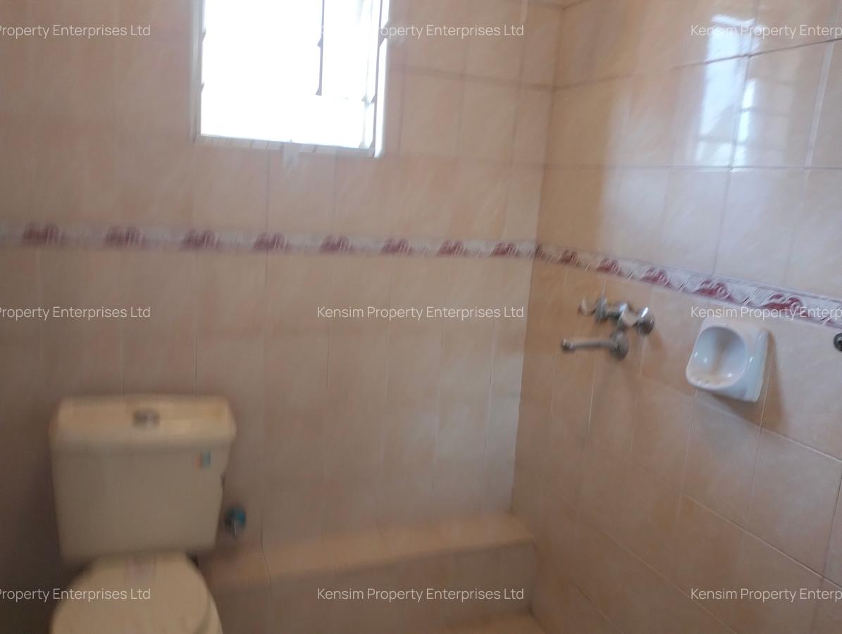 5 Bed Townhouse with En Suite in Lavington - 15