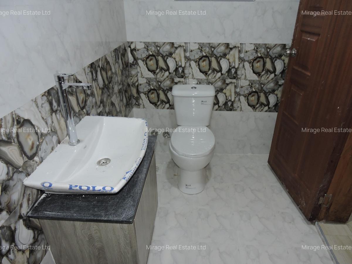 4 Bed Apartment with Gym in Parklands - 12