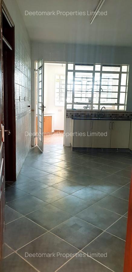 3 Bed Apartment with En Suite at Kilimani - 10