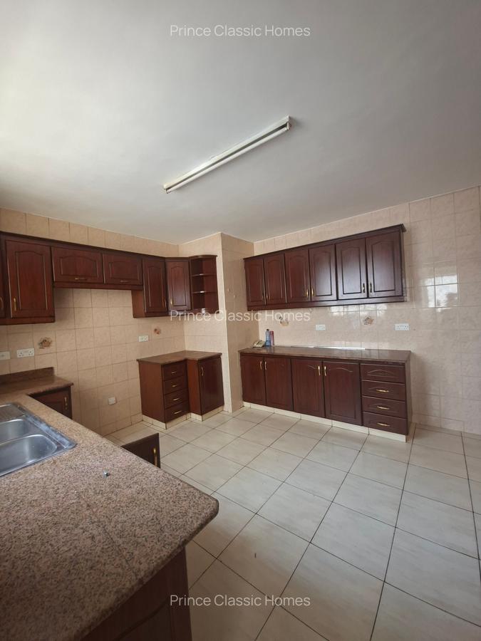 3 Bed Apartment with En Suite in Westlands Area - 8
