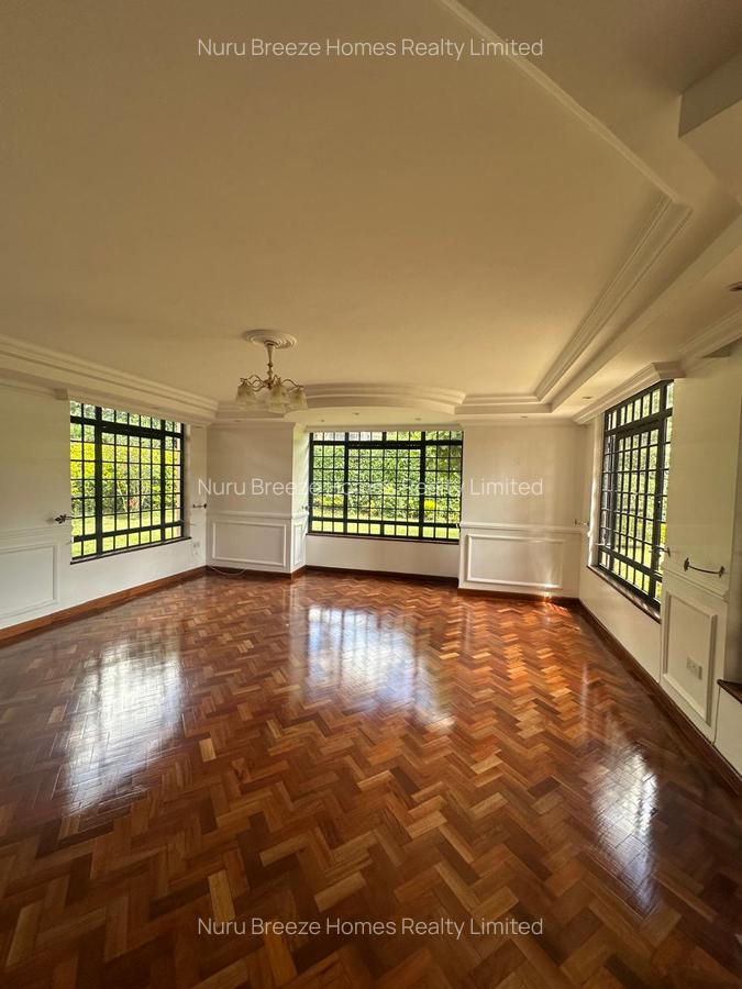 4 Bed House with En Suite in Karen - 2