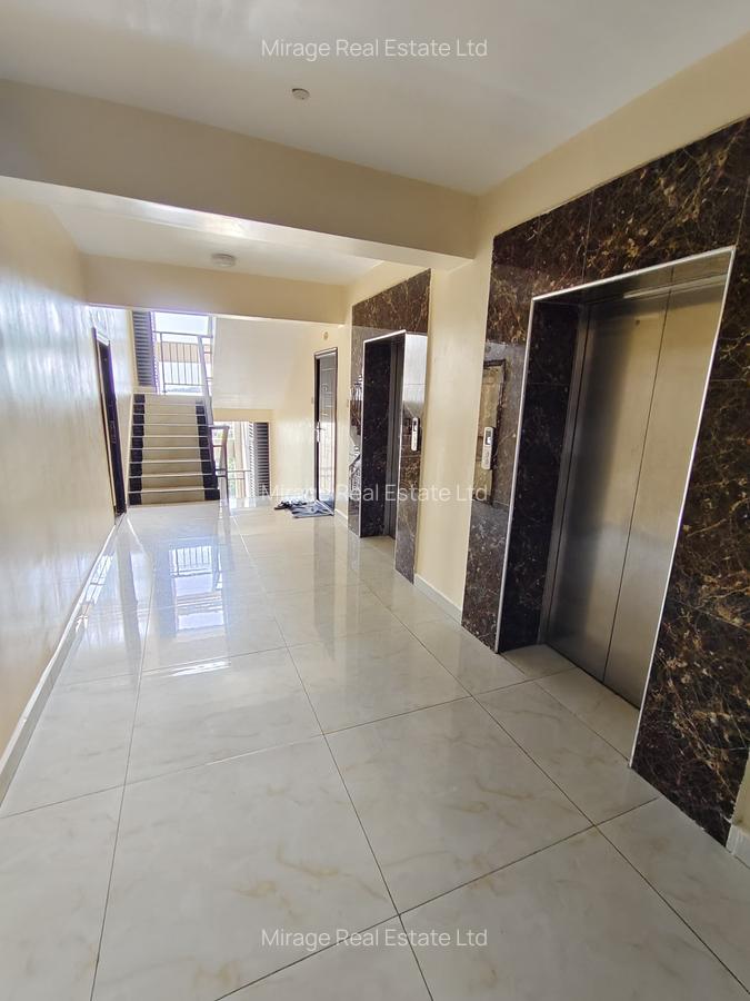 2 Bed Apartment with Gym in Kilimani - 10
